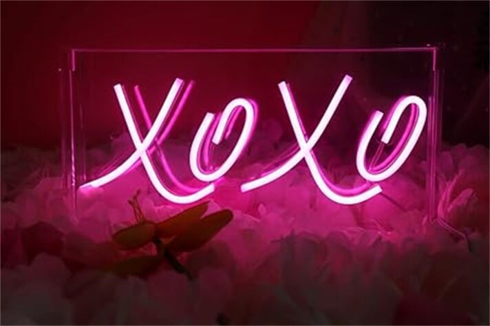 Brighten Up Your Wedding, Bar, and Home Atmosphere with Xoxo Lightbox LED Neon Sign.