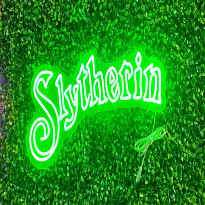 Slytherin LED-Neonschild für Gamingzimmer