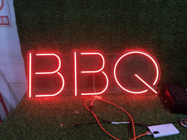 BBQ LED-Neonschild für Grill, Bar und Outdoor-Bereich