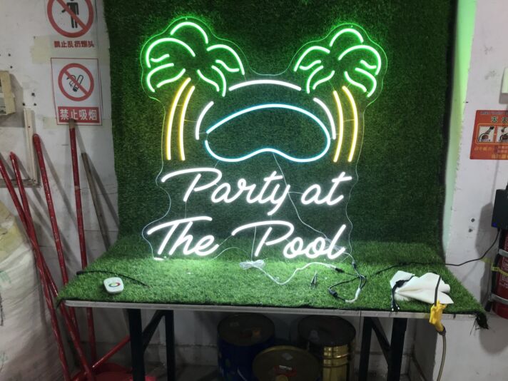Party at The Pool LED-Neonschild für Poolbereich und Partylocation