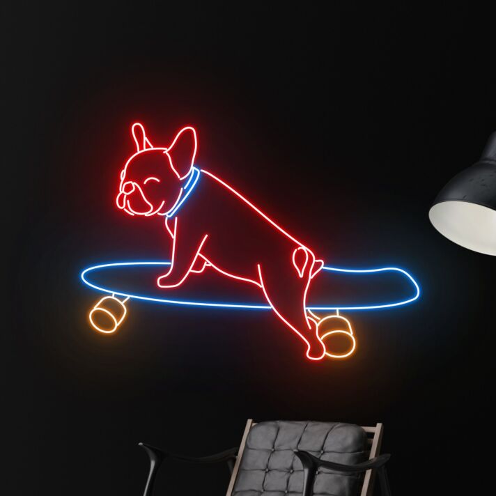 Französische Bulldogge auf Skateboard LED-Neonschild Wohnzimmer Jugendzimmer