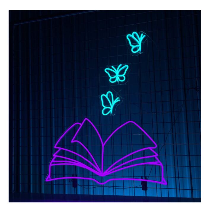 aufgeschlagenes Buch mit Schmetterlingen LED-Neonschild für Wohnzimmer Buchhandlung