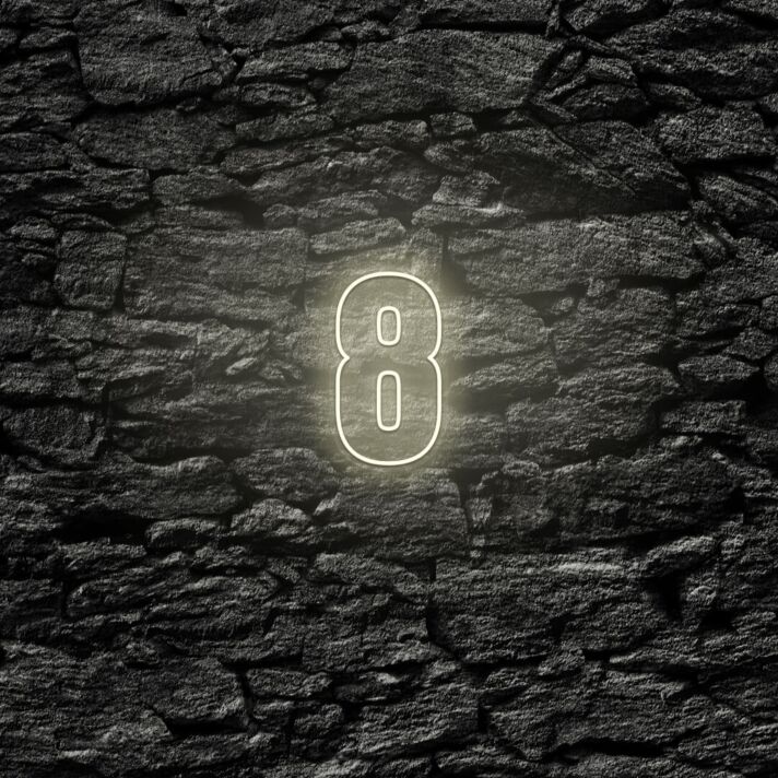 LED Neon Zahl 8 als moderne Wanddekoration