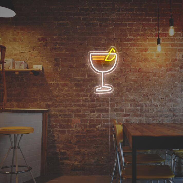 Cocktailglas mit Zitronenscheibe LED-Neonschild für Bar und Restaurant