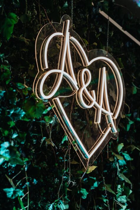 Personalisierte Initialen Herz Neon LED Neonschild