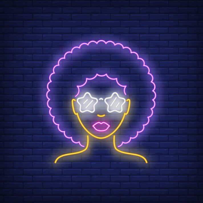 Stilvolles Frauenporträt LED Neonschild mit afroinspirierter Silhouette und Brillenmotiv
