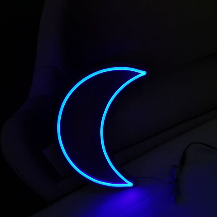 Blauer Mond LED Neonschild als ruhige Wanddekoration für Schlafzimmer Wohnzimmer oder moderne Innenräume