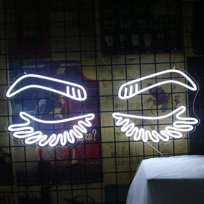 Dekoratives LED Neonschild Engelsflügel in Weiß elegantes Neon Wandlicht für Schlafzimmer Wohnzimmer oder Foto Hintergrund