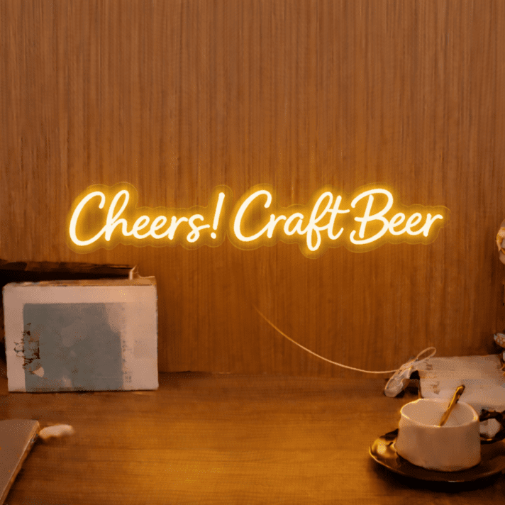 Cheers! Craft Beer LED-Neonschild für Bar und Pub
