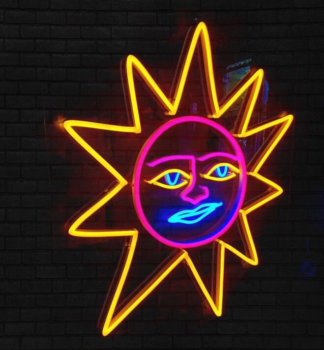 Sonne mit Strahlen LED-Neonschild für Wohnzimmer und Café