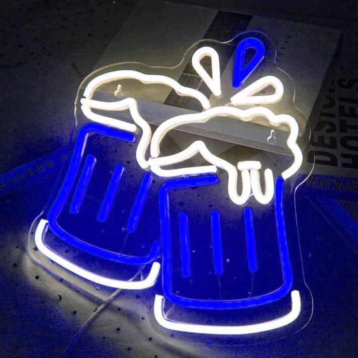 Bierkrüge Neon LED Wandlicht
