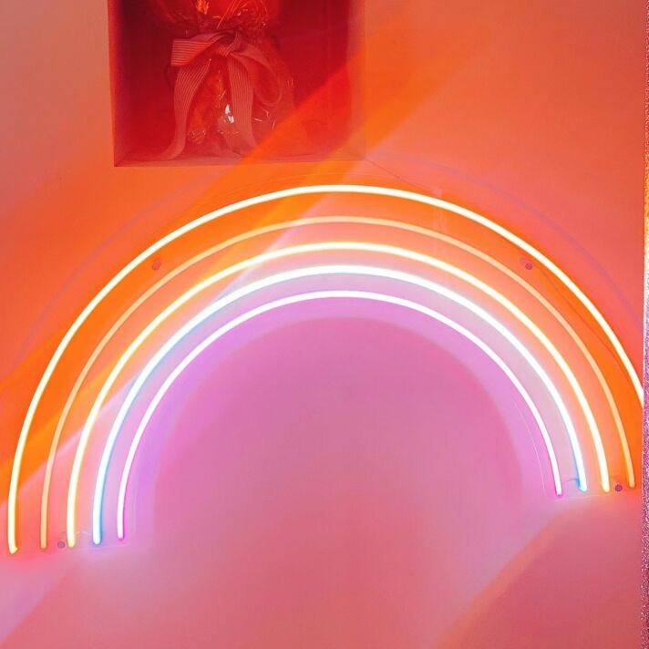 Regenbogen LED-Neonschild für Wohnzimmer und Kinderzimmer