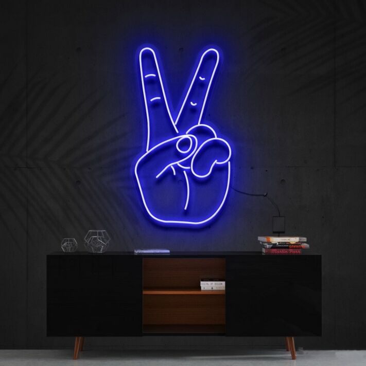 Hand mit Victory Zeichen LED-Neonschild Wohnzimmer Büro