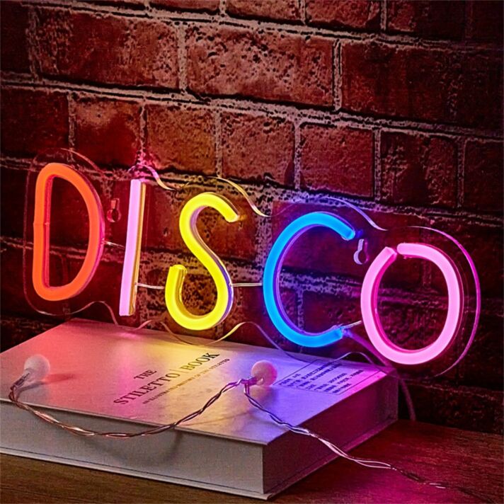 DISCO LED Neon Schriftzug als farbige Wanddekoration