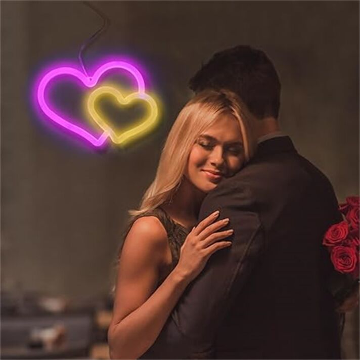 Doppelte Herzform LED-Neonschild für Wohnzimmer Schlafzimmer