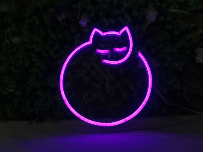 Brighten Up Your Bedroom, Home Office, or Pet Corner with the Mini Cat LED Neon Sign.