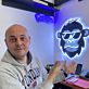Affe mit Sonnenbrille LED-Neonschild mit UV-Druck