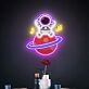 Astronaut auf Planet mit Musiknoten LED-Neonschild mit UV-Druck für Wohnzimmer oder Kinderzimmer