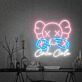 LED Neonschild mit abstrakter Cartoon Figur und leuchtender Getränkeschrift für moderne Wanddekoration