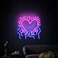 Menschen halten leuchtendes Herz LED-Neonschild Wohnzimmer Lounge