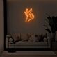 Hand mit OK-Geste LED-Neonschild Wohnzimmer Lounge