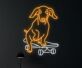 Dackel auf Skateboard LED-Neonschild Wohnzimmer Kinderzimmer