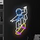 Astronaut auf Skateboard LED-Neonschild Wohnzimmer Jugendzimmer