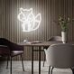 sitzender Fuchs LED-Neonschild für Wohnzimmer Café
