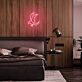 Adler im Sturzflug als LED-Neonschild