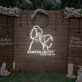 Personalisierte Hochzeits LED Neon Signatur mit Paar Silhouette Namen und Datum