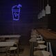 Getränkebecher mit Strohhalm LED-Neonschild für Cafe Bar