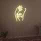 Gesicht mit Händen und Lippen LED-Neonschild für Wohnzimmer Studio