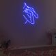 Umriss einer Frau mit erhobenen Armen LED-Neonschild Wohnzimmer Studio