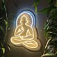Abstraktes LED Neonschild mit meditierender Figur im Lotus Sitz für ruhige moderne Wanddekoration