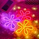Blumenmotiv im Retro-Stil als LED-Neonschild
