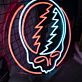 Totenkopf LED Neonschild im modernen Line Art Design als auffällige Wanddekoration für Gaming Zimmer Jugendzimmer und kreative Räume