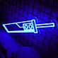 Minimalistisches Cutter LED Neonschild im Werkzeug Design als moderne Wanddekoration für Büro Studio und kreative Räume