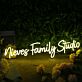 Nieves Family Studio LED-Neonschild für Studio und Zuhause