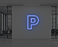 P LED-Neonschild als moderne Wanddekoration
