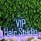 VIP Hair Studio LED-Neonschild für Friseursalon oder Schaufenster