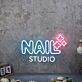 Personalisiertes LED Neonschild für Nagelstudio