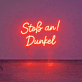 Stoß an! Dunkel LED-Neonschild für Bar und Brauerei