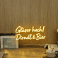 Gläser hoch! Dirndl & Bier LED-Neonschild für Bar und Oktoberfest