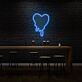 schmelzendes Herz LED-Neonschild für Wohnzimmer oder Schlafzimmer