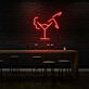 Cocktailglas mit Frauenbeinsilhouette LED-Neonschild für Bar Club