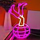 Beine auf Globus LED-Neonschild Wohnzimmer Studio