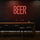 Beer LED Neon Schriftzug als moderne Wanddekoration