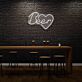 Beer LED Neon Schriftzug mit Herz als Wanddekoration