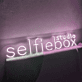 selfiebox studio LED-Neonschild für Fotostudio und Eventlocation