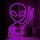 Alien mit Peace Handzeichen LED-Neonschild für Gaming Zimmer